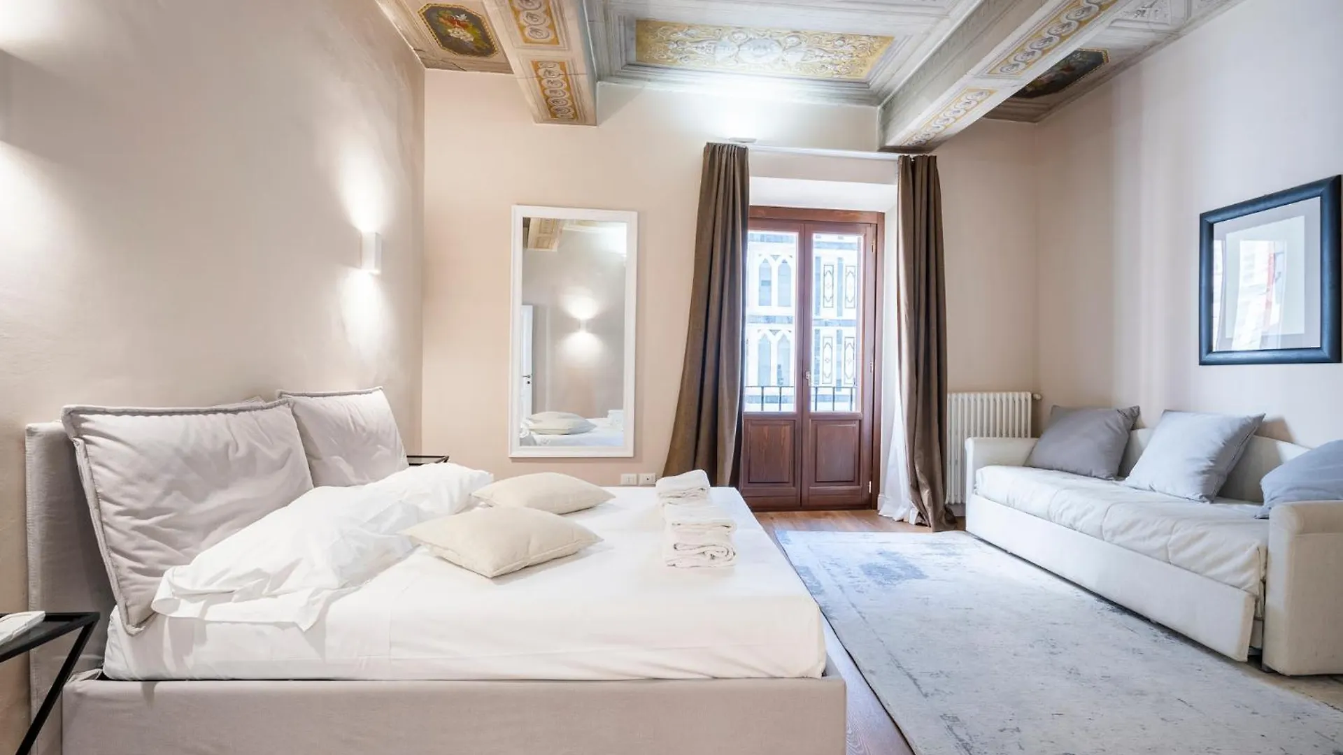 Florence Eye Accomodations